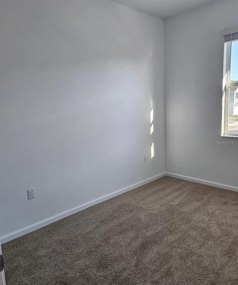 Image 11 of 12 For 5300 Thatcher St Square
