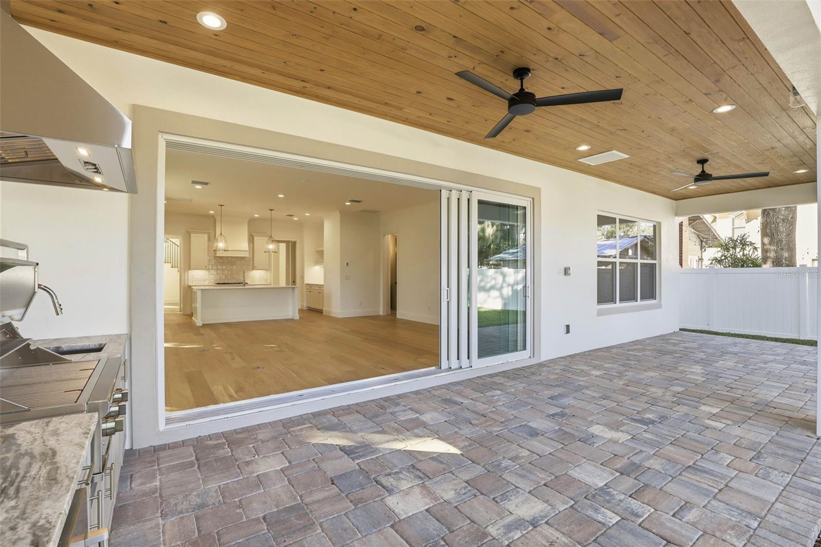 Image 43 of 49 For 2215 Amherst Avenue