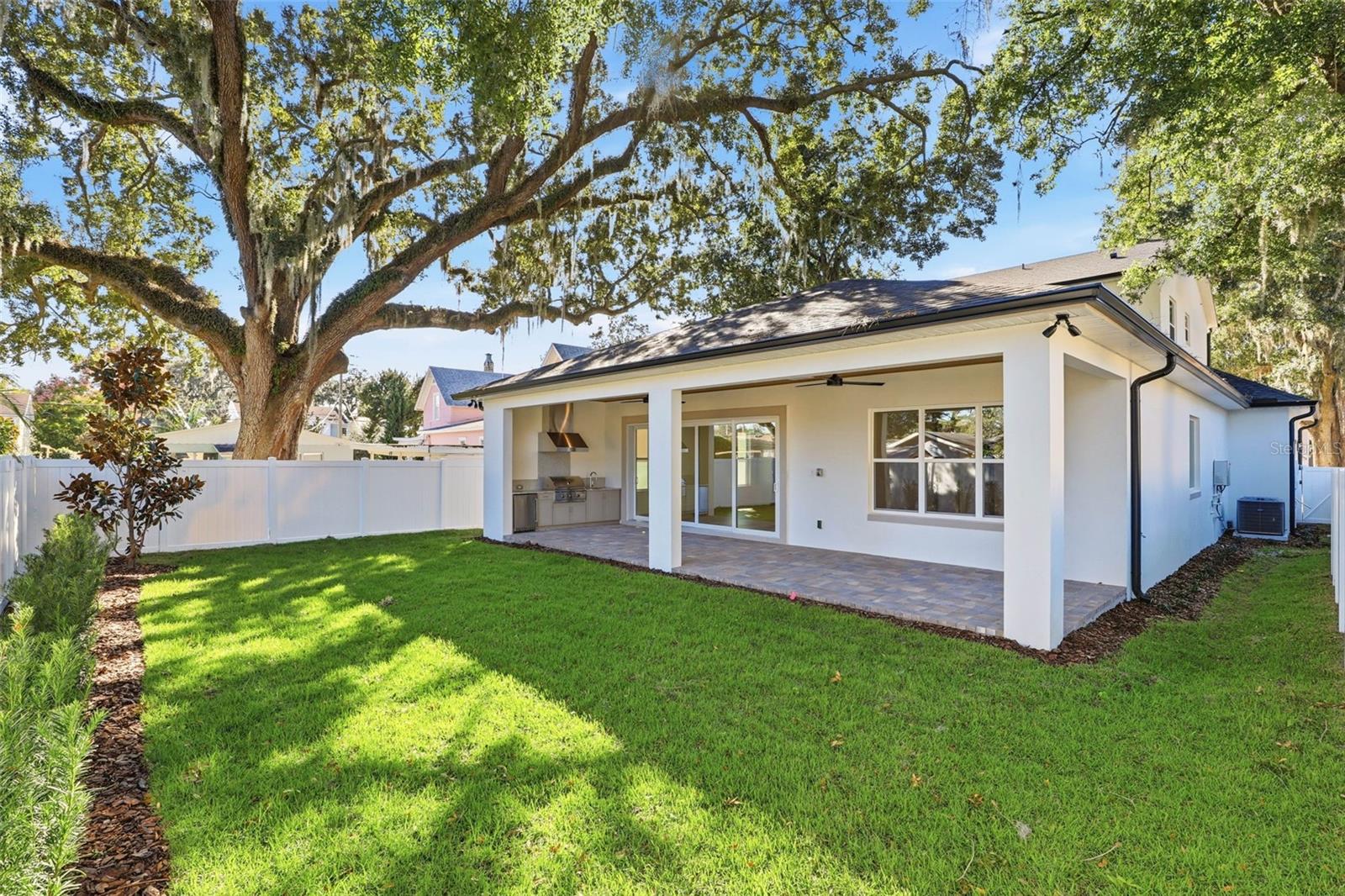 Image 44 of 49 For 2215 Amherst Avenue