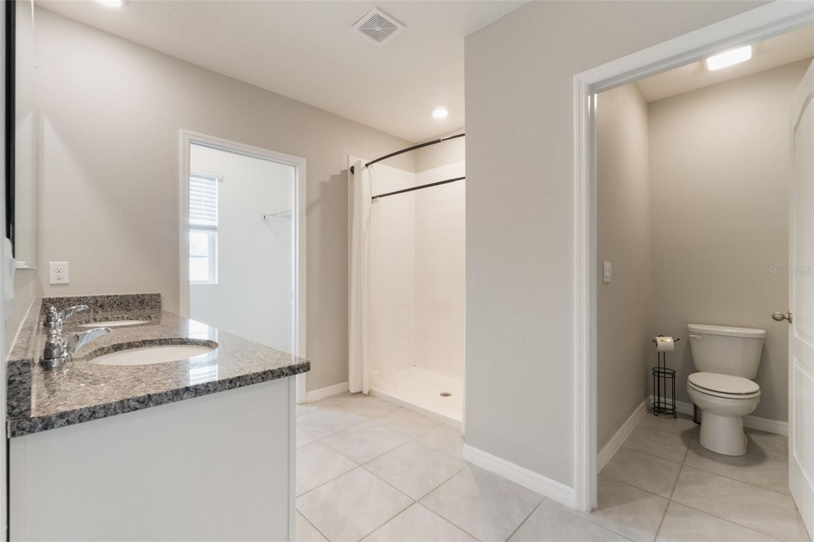 Image 19 of 39 For 6808 Cranes Roost Road