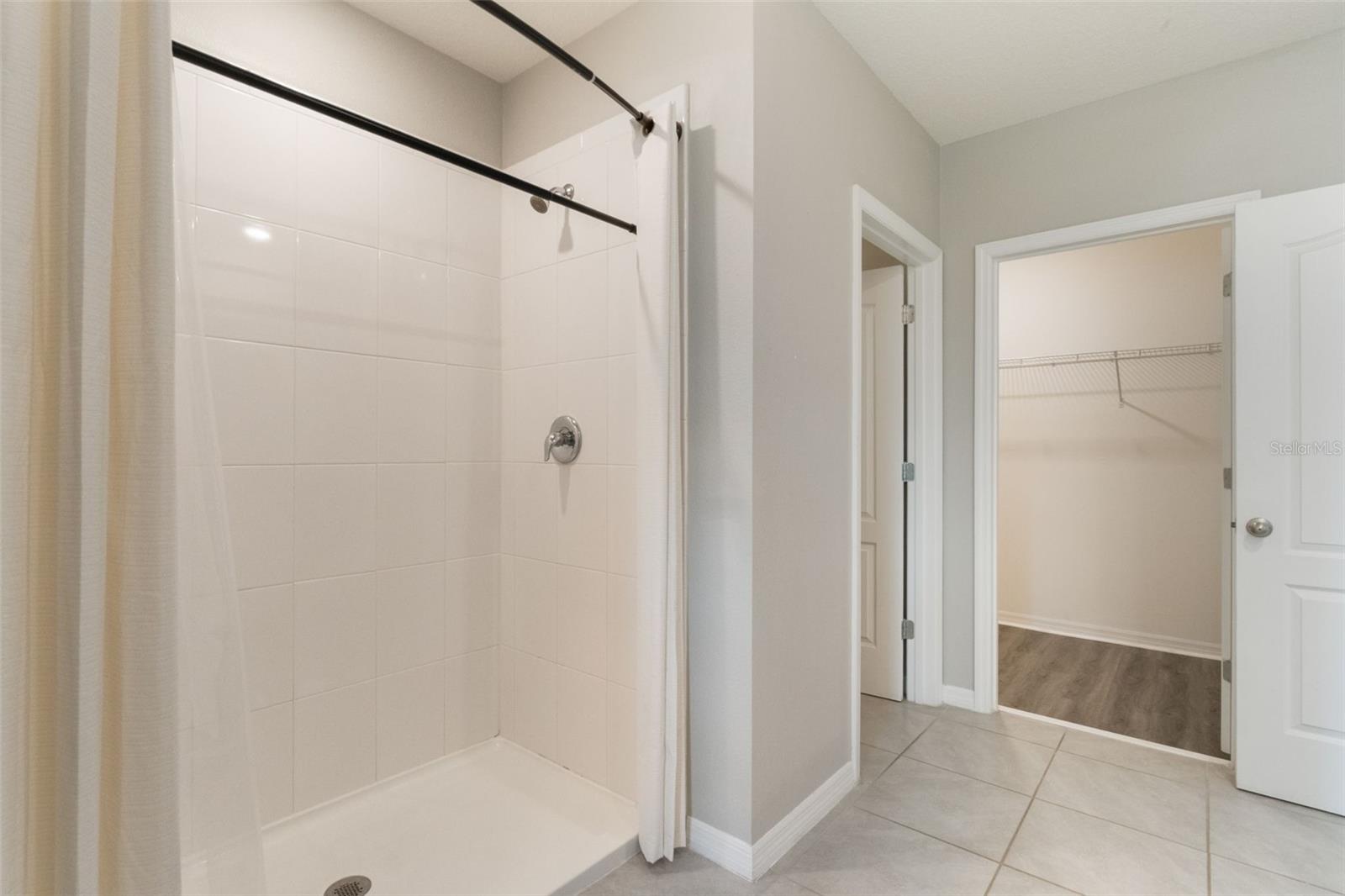 Image 31 of 39 For 6808 Cranes Roost Road
