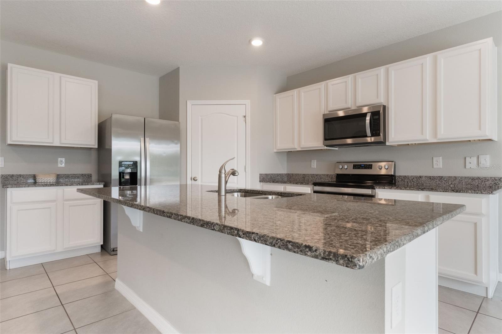 Image 6 of 39 For 6808 Cranes Roost Road