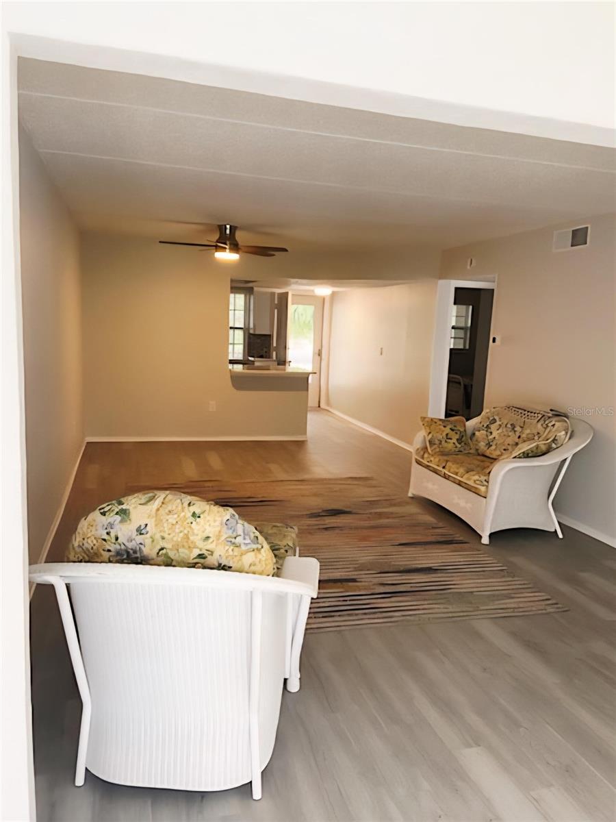 Image 14 of 16 For 821 Patricia Avenue 202
