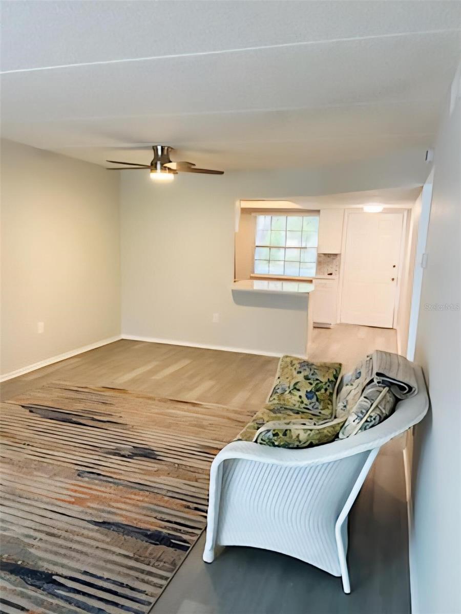 Image 15 of 16 For 821 Patricia Avenue 202