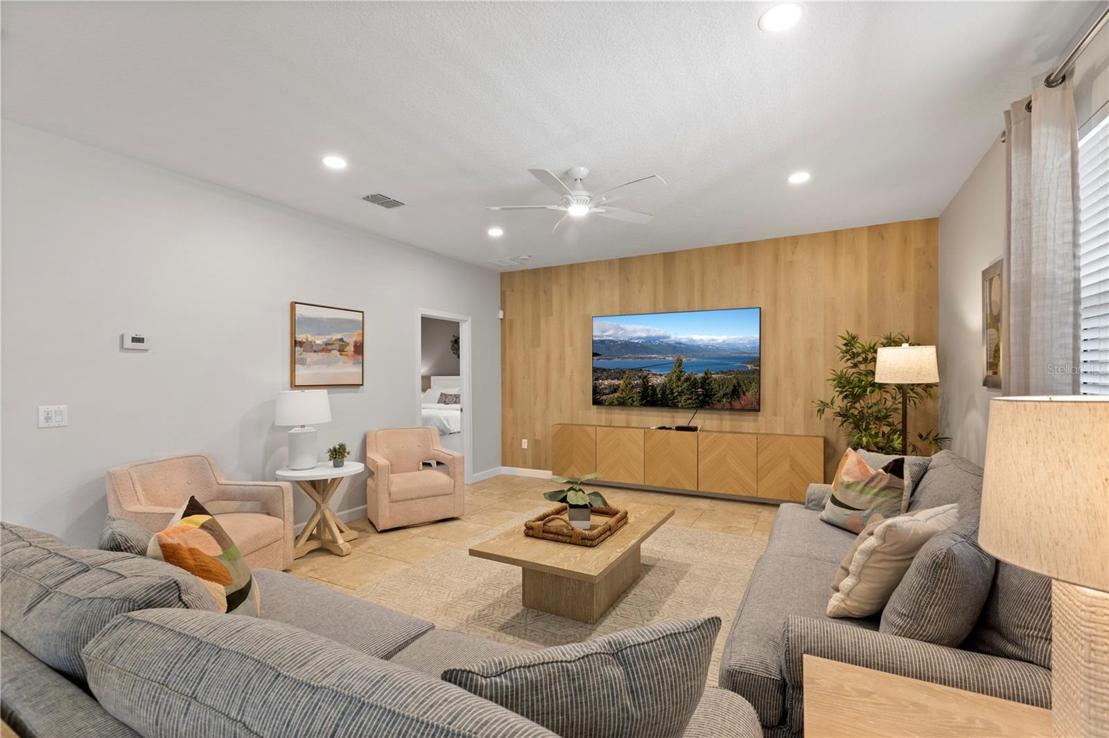 Image 15 of 77 For 9023 Shadow Mountain Street