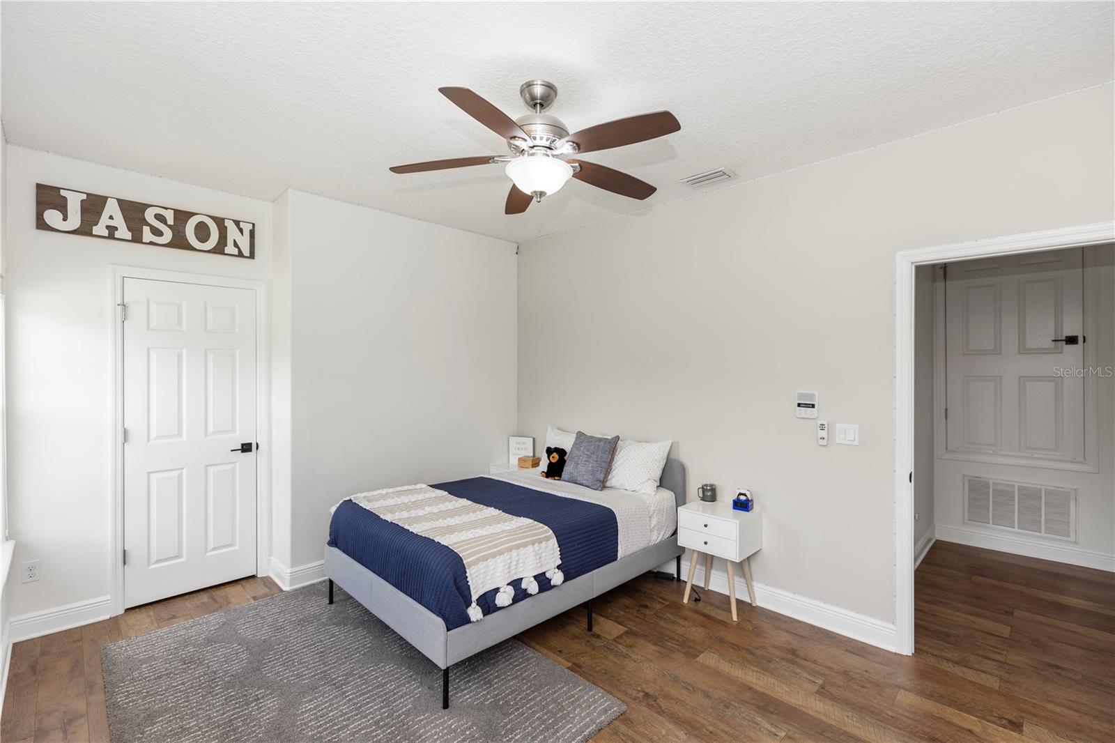 Image 31 of 49 For 20796 Quinn Street