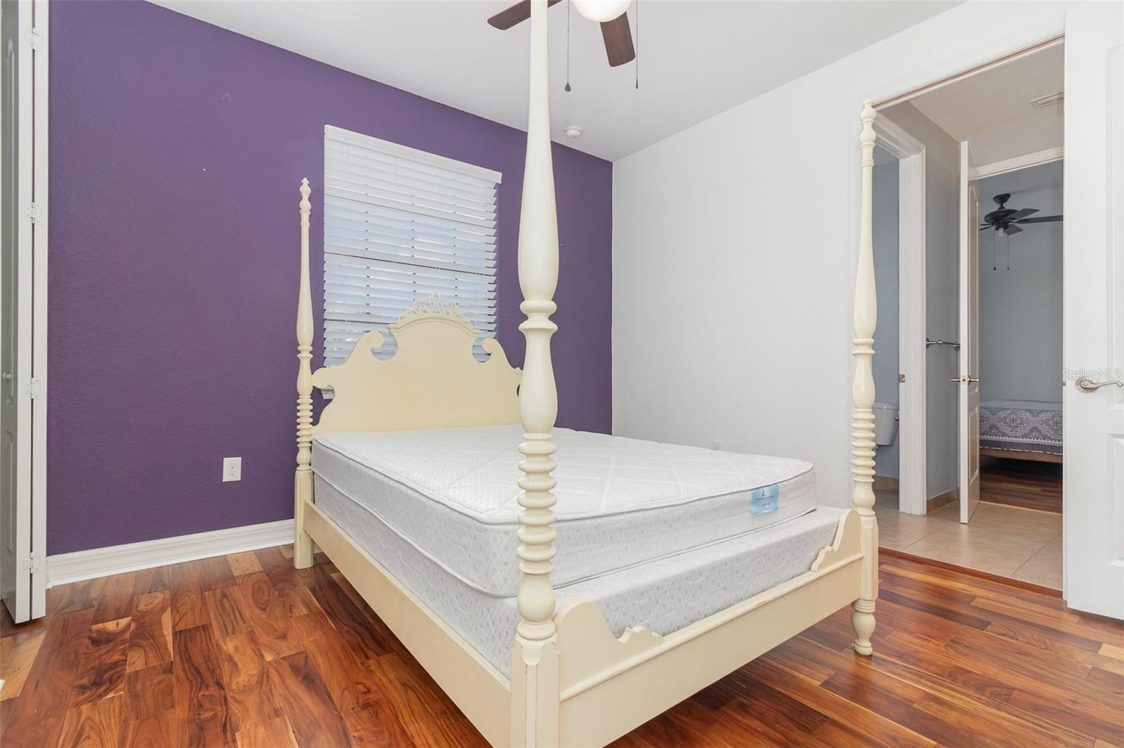 Image 21 of 29 For 8162 Prestbury Drive