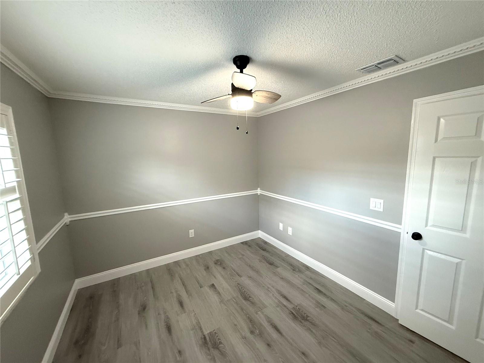 Image 38 of 69 For 926 Freshmeadow Court