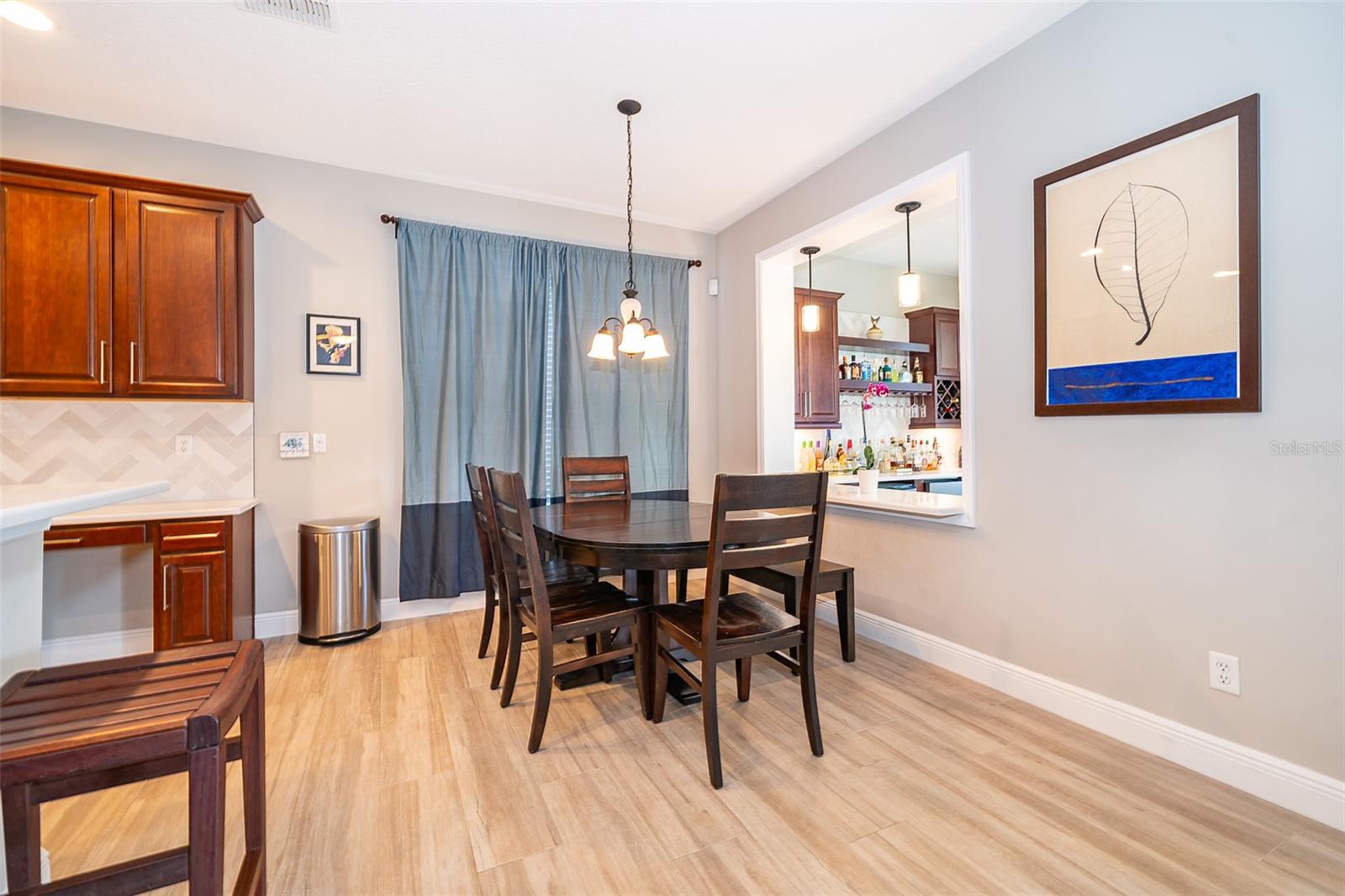 Image 15 of 47 For 394 Baymoor Way
