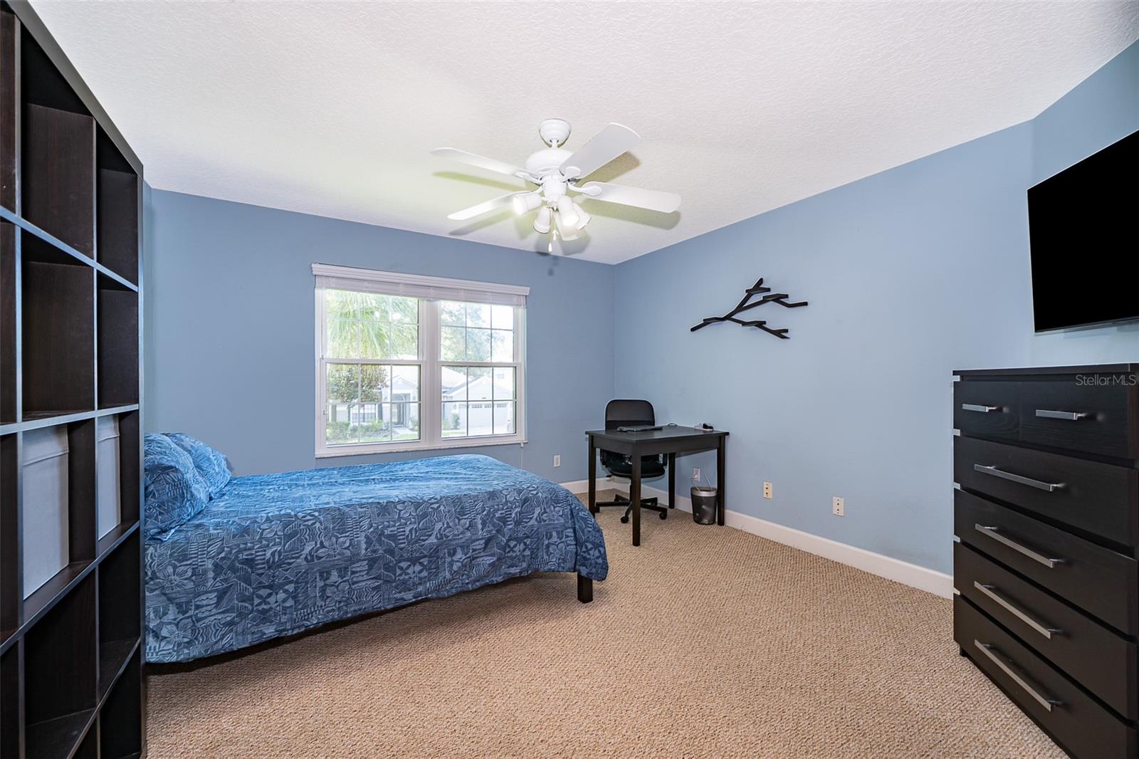 Image 33 of 47 For 394 Baymoor Way