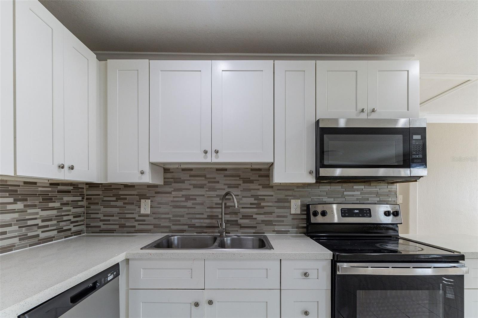 Image 7 of 34 For 4933 Balboa Drive