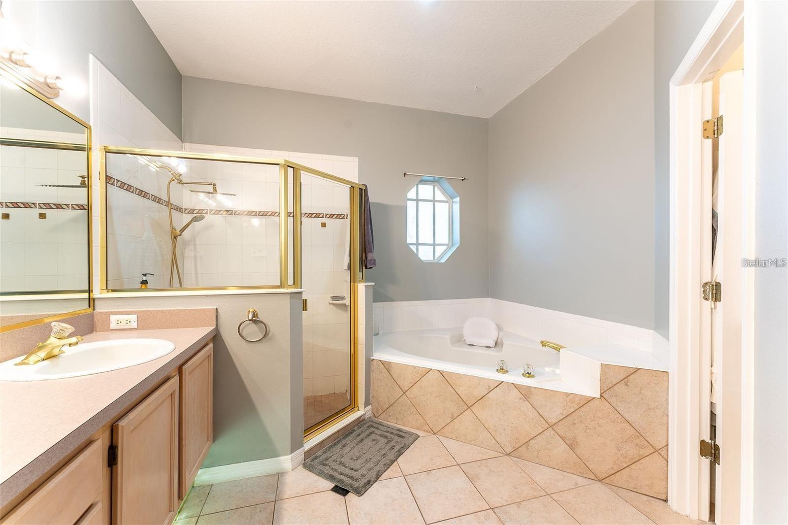 Image 30 of 34 For 7924 Bridgestone Drive