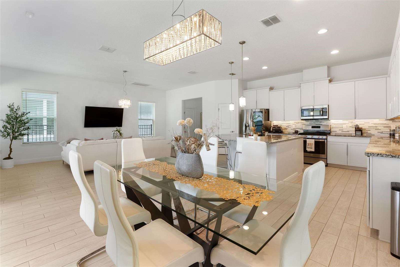 Image 10 of 37 For 15448 Murcott Blossom Boulevard
