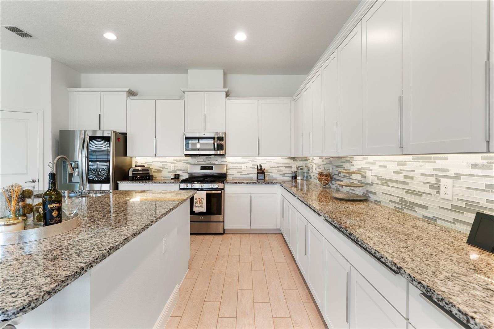 Image 12 of 37 For 15448 Murcott Blossom Boulevard