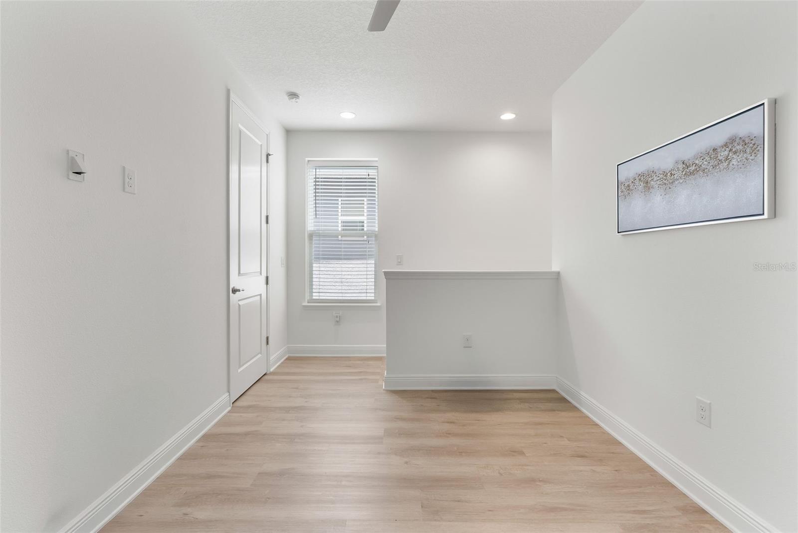 Image 18 of 37 For 15448 Murcott Blossom Boulevard