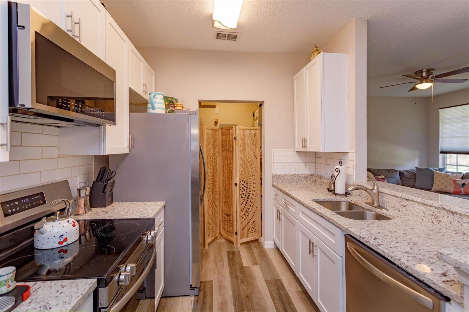 Image 6 of 23 For 835 Grand Regency Point 104
