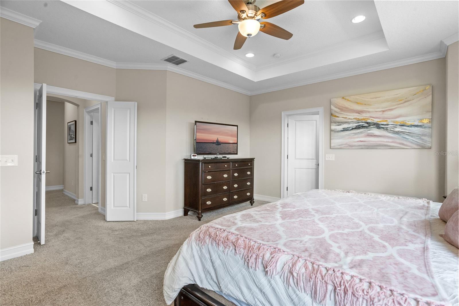 Image 34 of 57 For 16412 Good Hearth Boulevard