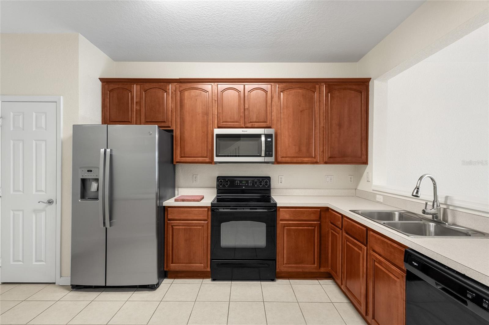 Image 12 of 36 For 2420 Stockton Drive