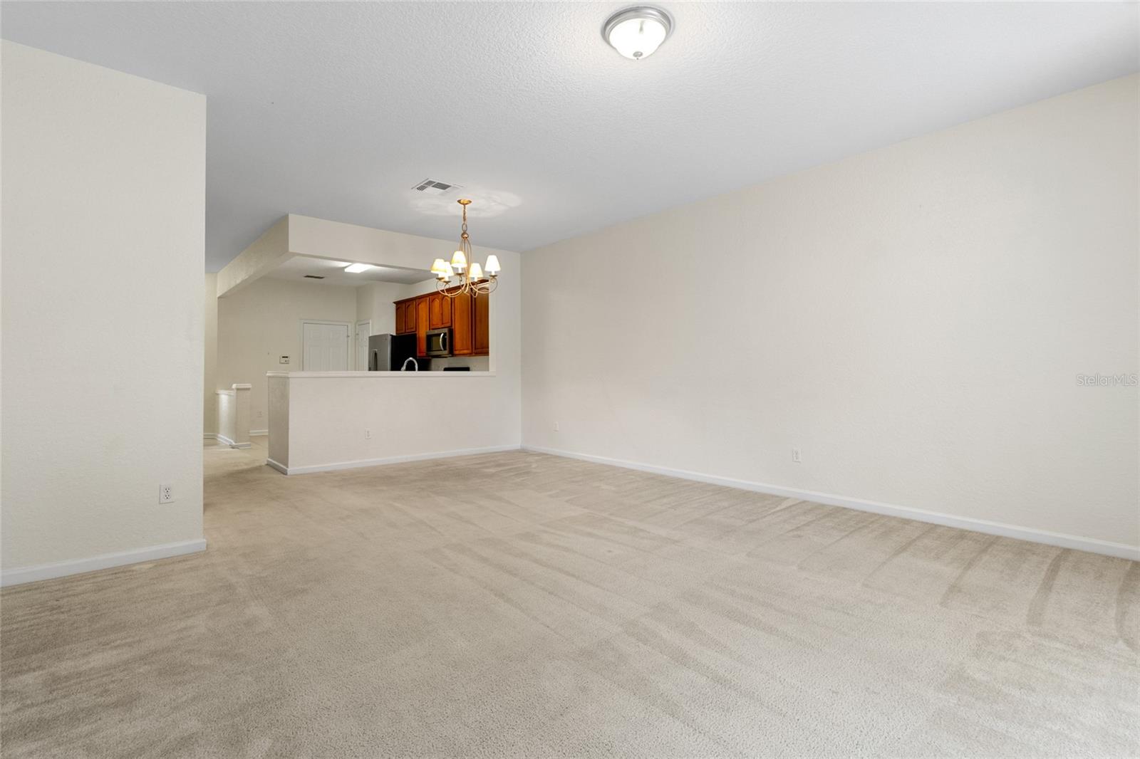 Image 14 of 36 For 2420 Stockton Drive