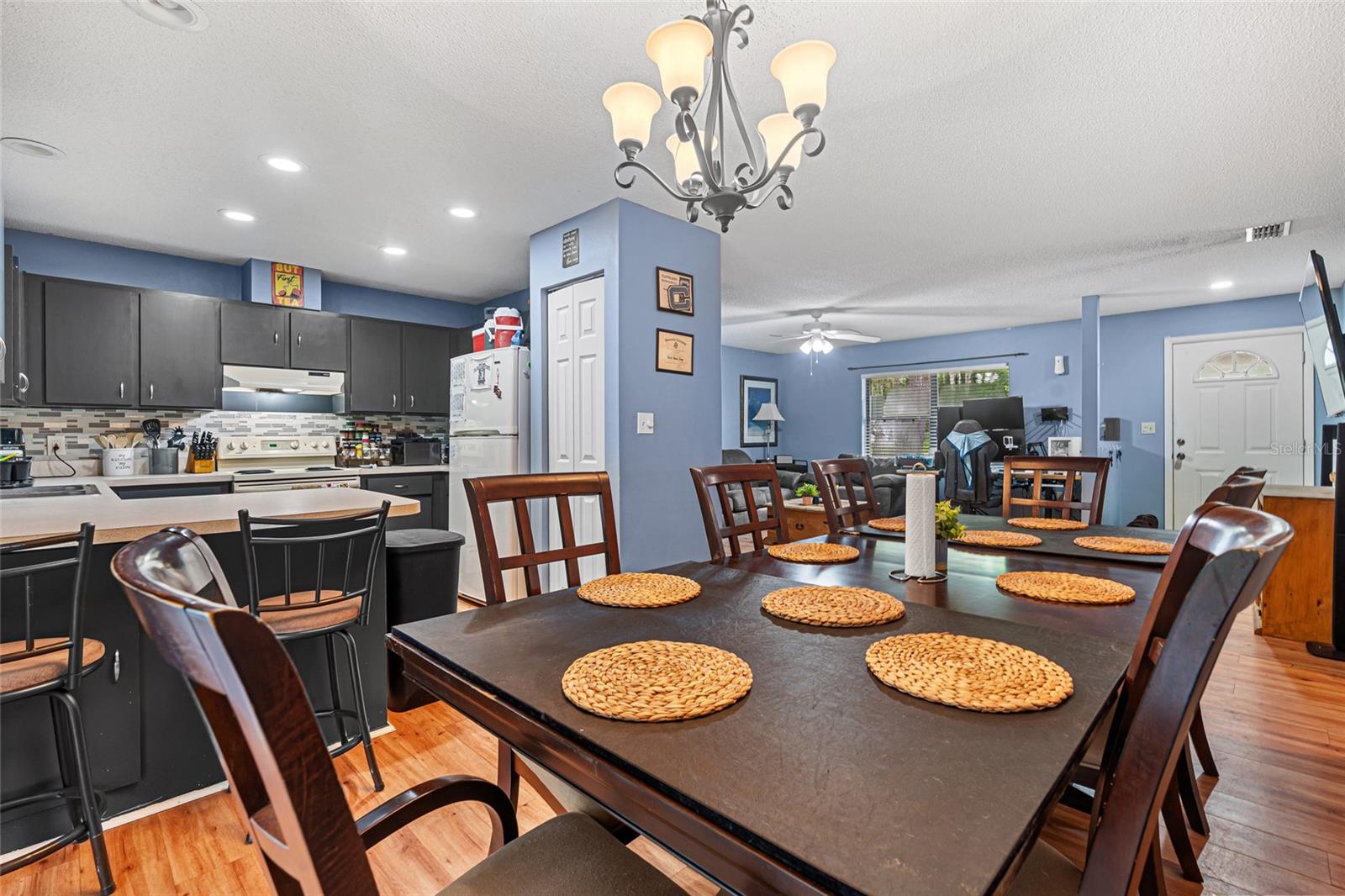 Image 26 of 29 For 8311 174 Place
