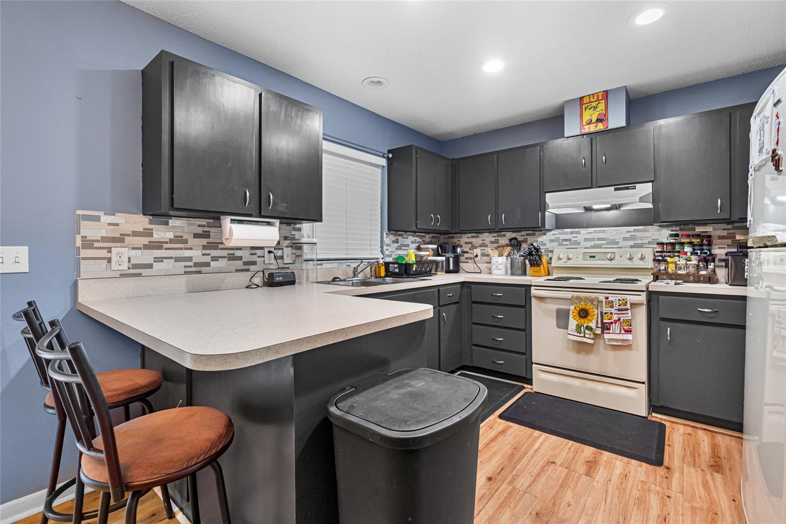 Image 27 of 29 For 8311 174 Place
