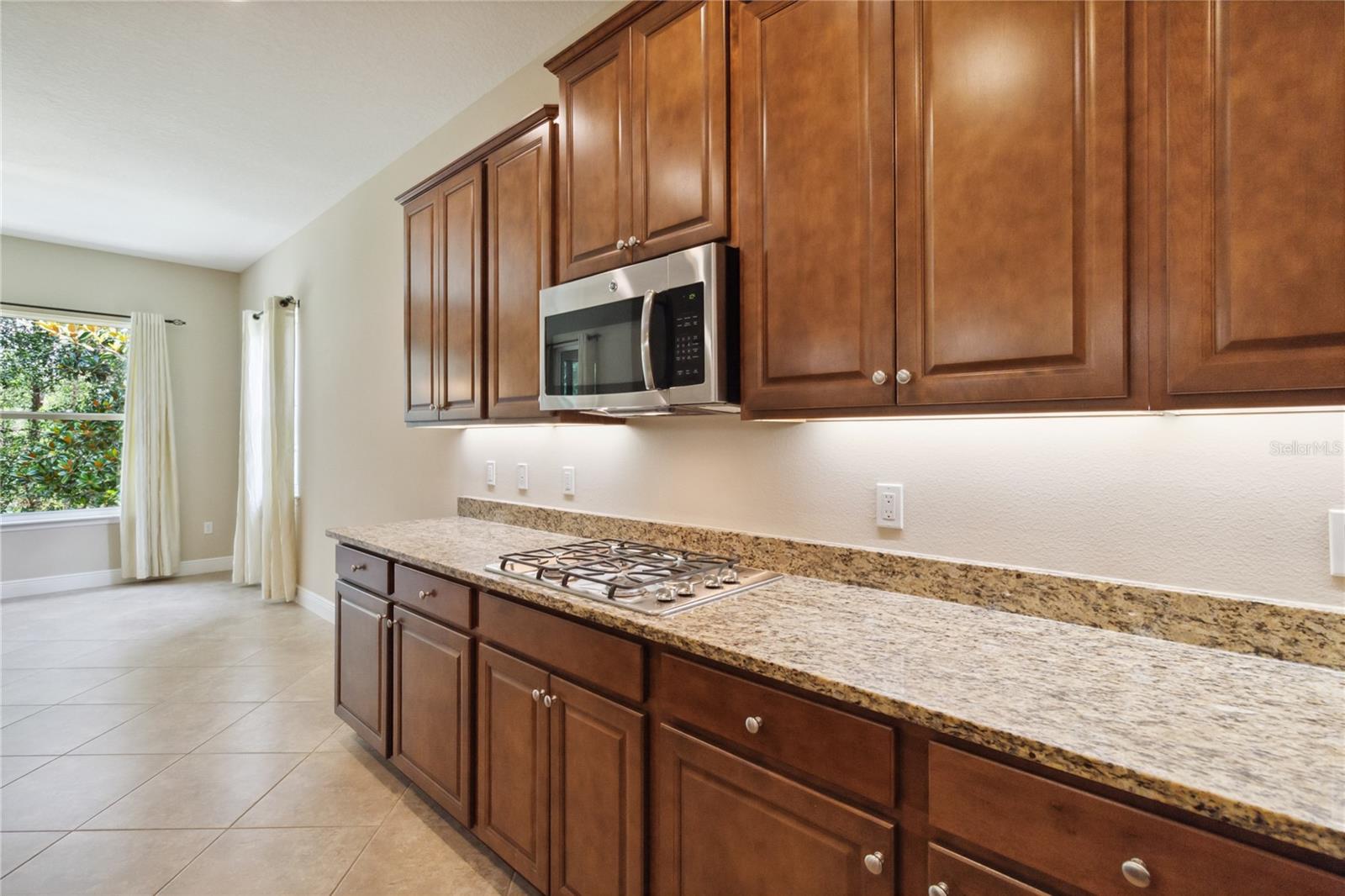 Image 15 of 53 For 207 Spalding Way
