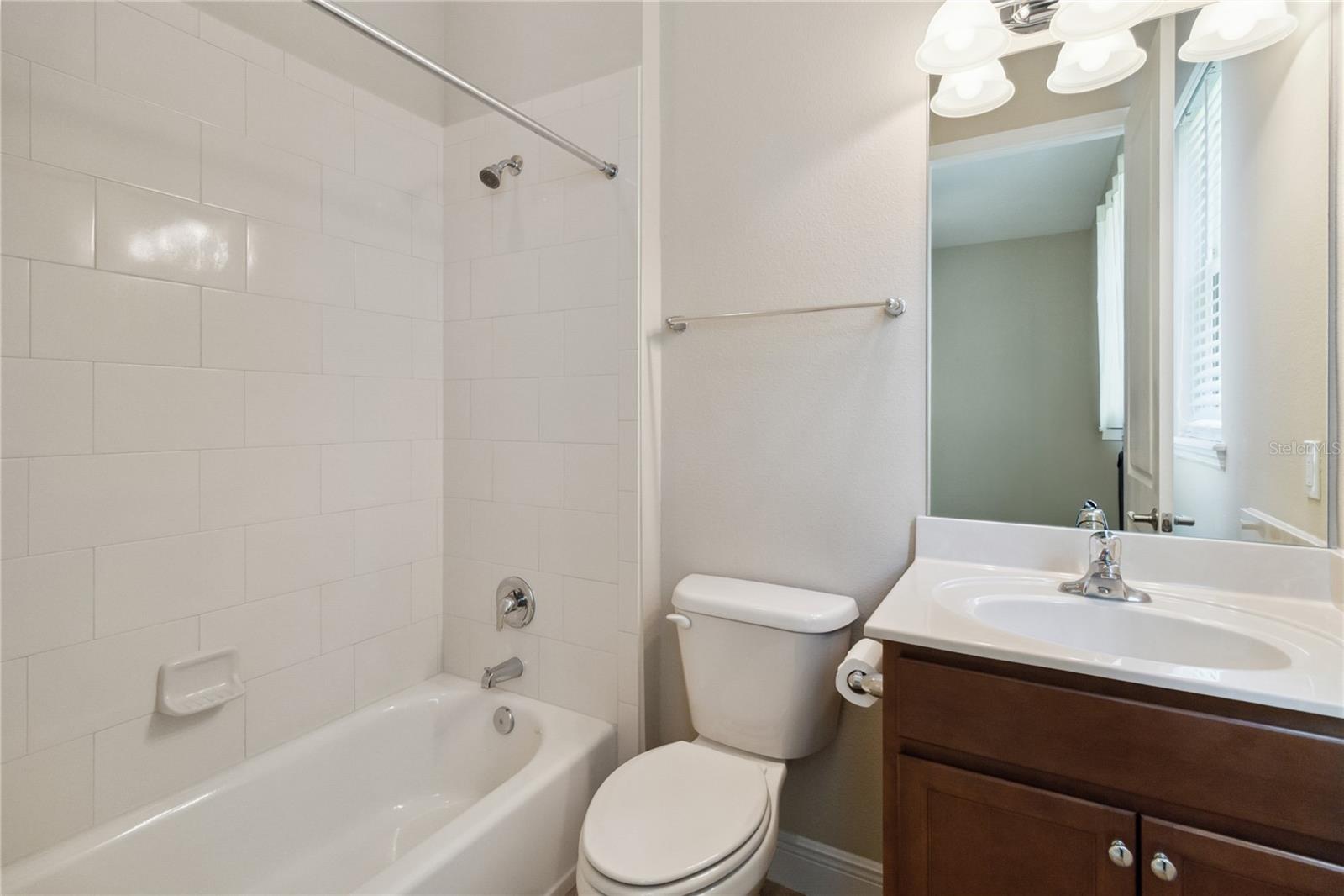 Image 35 of 53 For 207 Spalding Way
