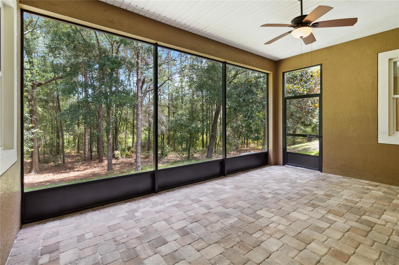 Image 39 of 53 For 207 Spalding Way