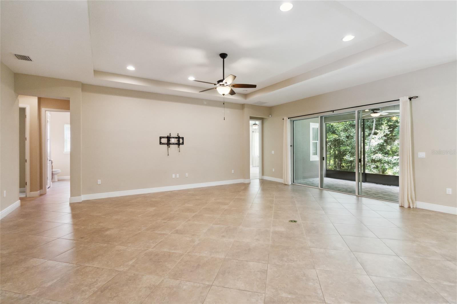 Image 9 of 53 For 207 Spalding Way