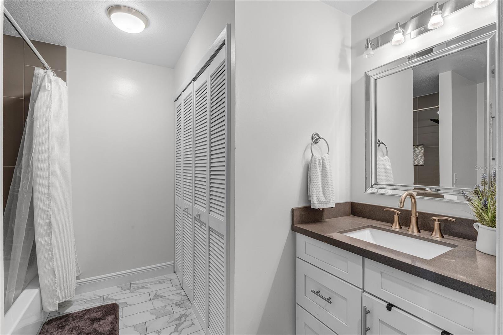 Image 21 of 31 For 7742 Sugar Bend Drive 7742