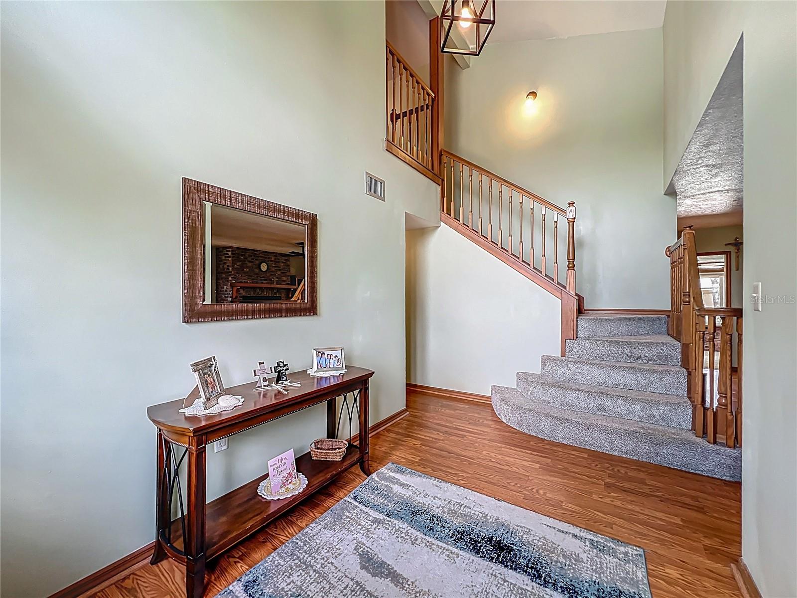 Image 39 of 95 For 1850 Lakeshore Cir