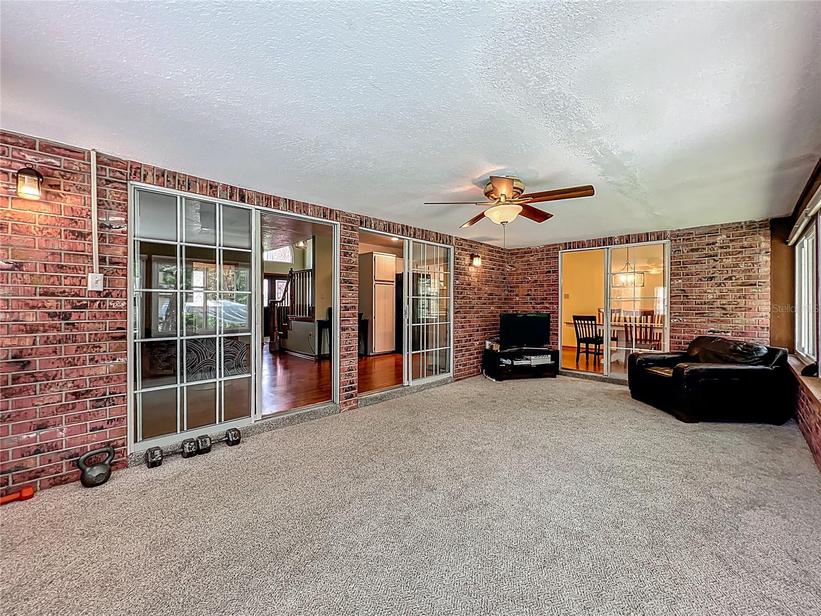 Image 69 of 95 For 1850 Lakeshore Cir
