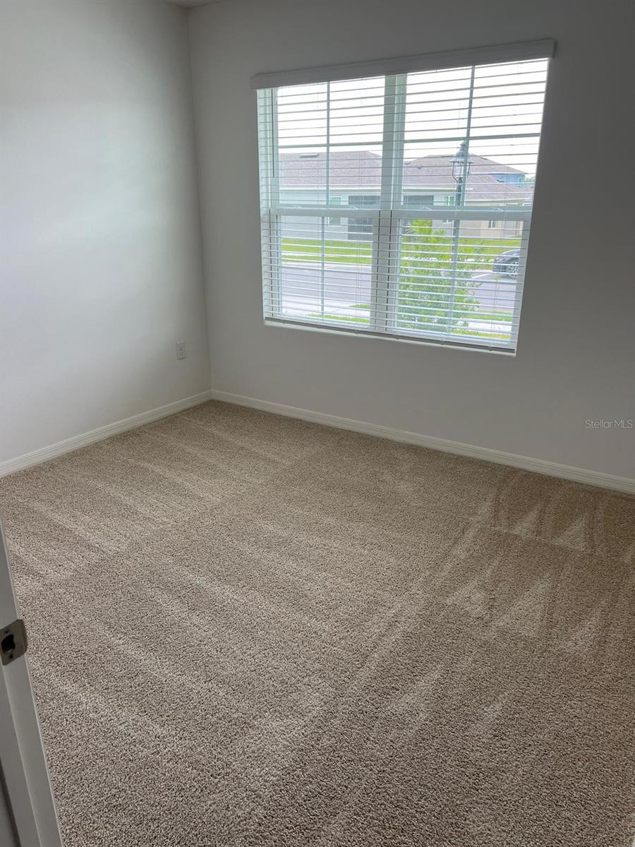 Image 4 of 17 For 446 Baroness Way