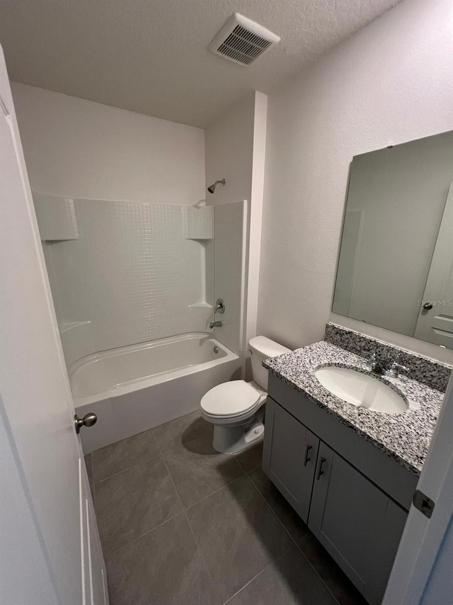 Image 5 of 17 For 446 Baroness Way