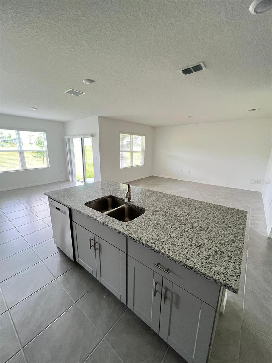 Image 8 of 17 For 446 Baroness Way