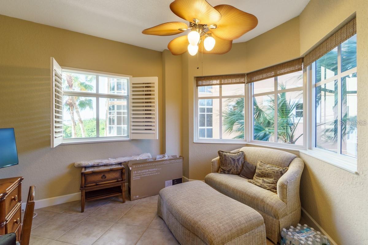 Image 17 of 28 For 12055 Gandy Boulevard N 231