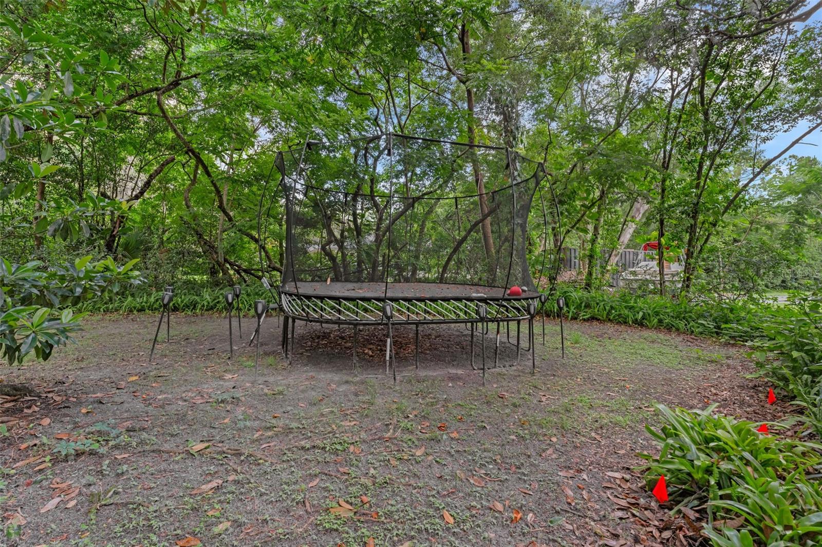 Image 4 of 13 For  Ridge Way 