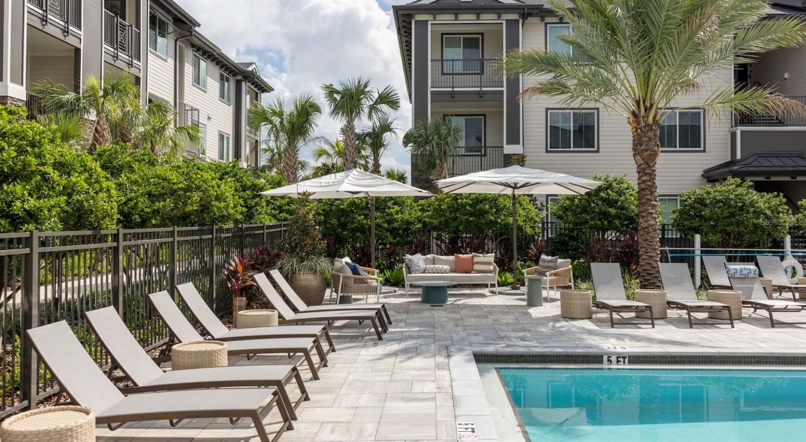 Image 4 of 28 For 5000 Collina Terrace B1
