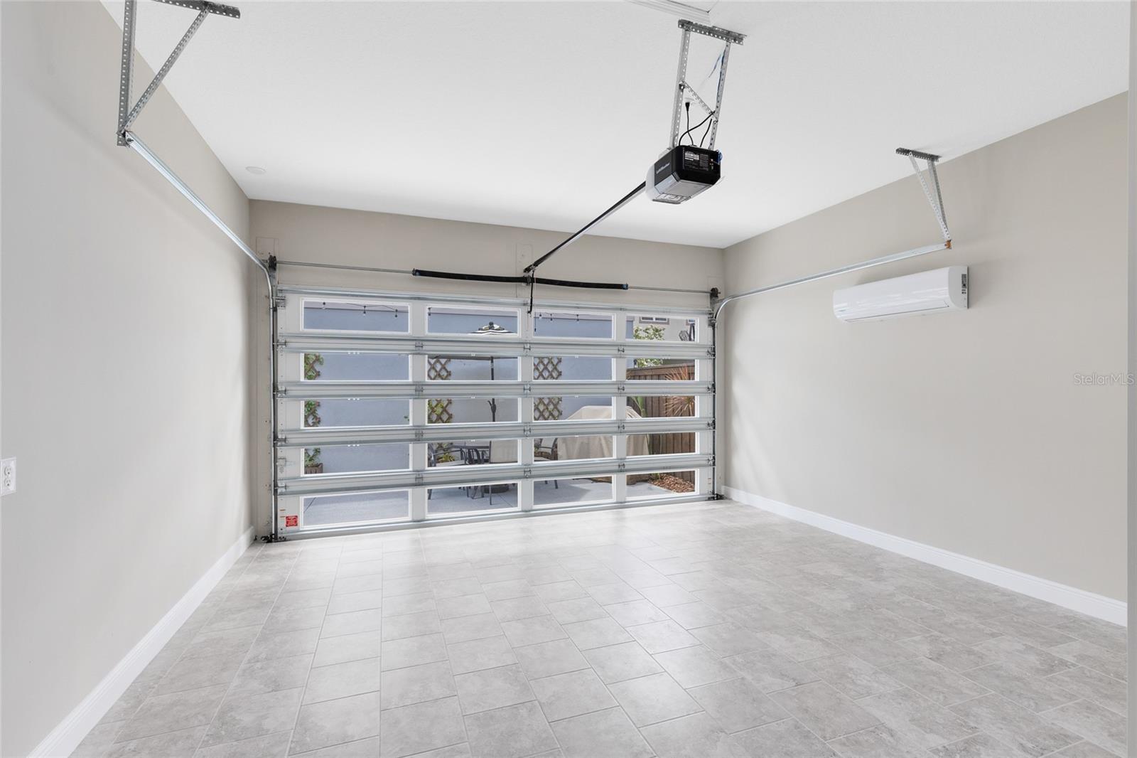 Image 11 of 59 For 8290 Nemours Parkway