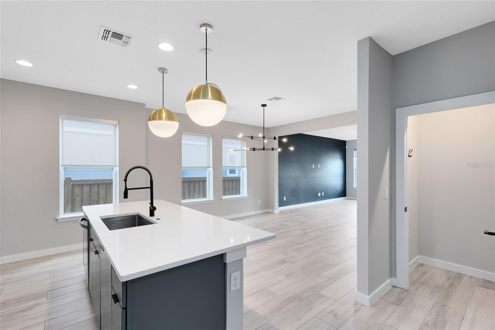 Image 14 of 59 For 8290 Nemours Parkway