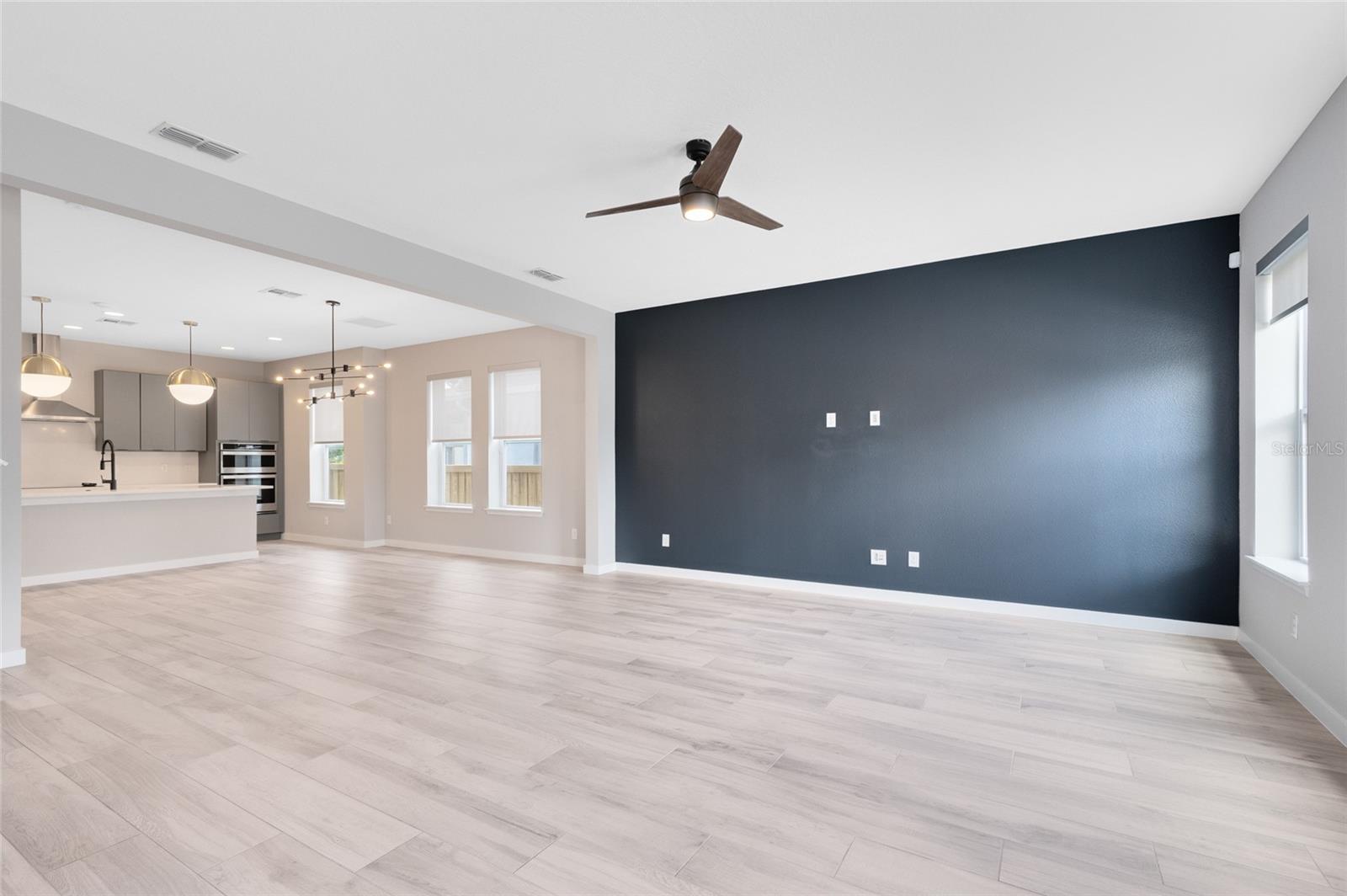 Image 20 of 59 For 8290 Nemours Parkway