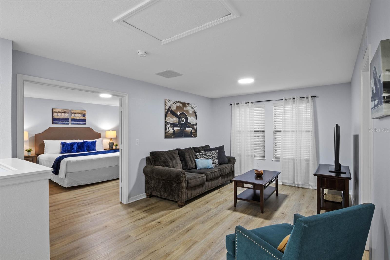 Image 11 of 31 For 1150 Cypress Pointe Boulevard