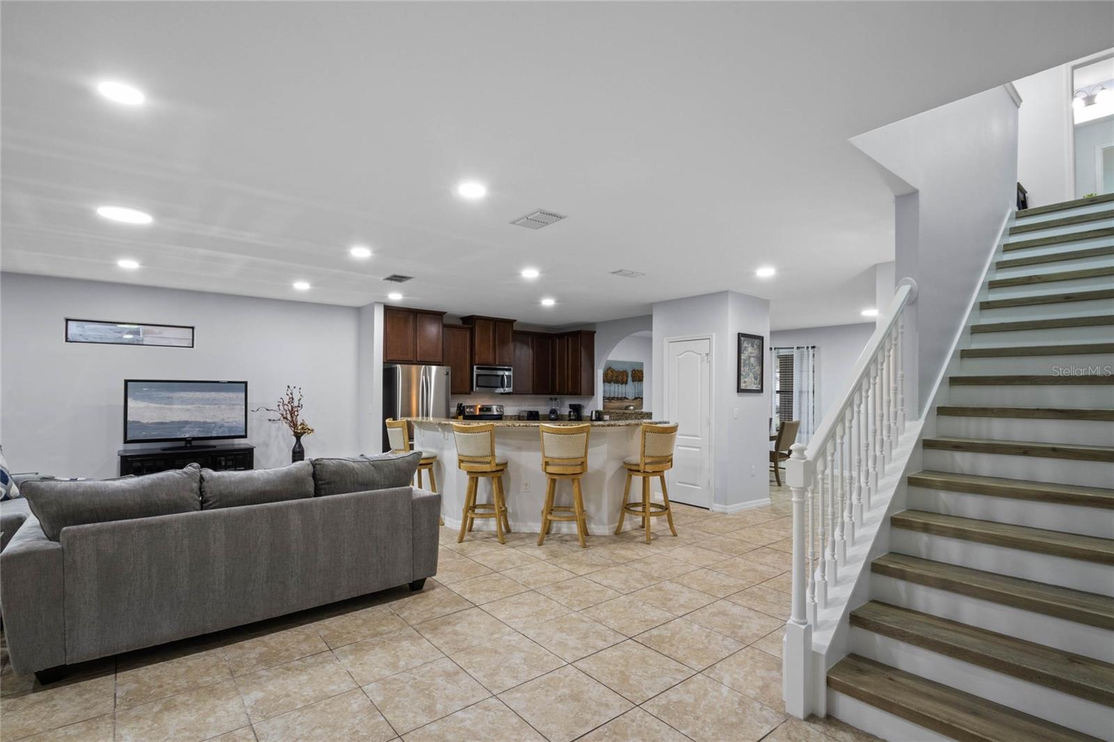 Image 9 of 31 For 1150 Cypress Pointe Boulevard