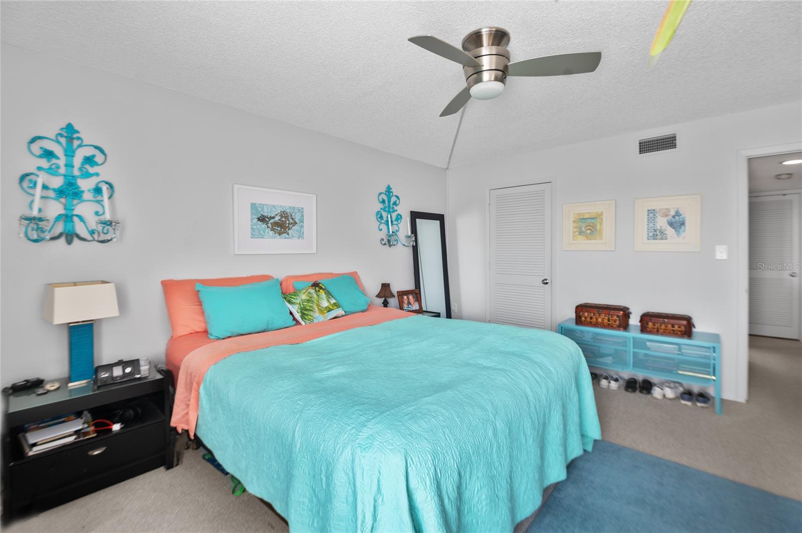 Listing photo id 10 for 9860 62nd Terrace N 1047