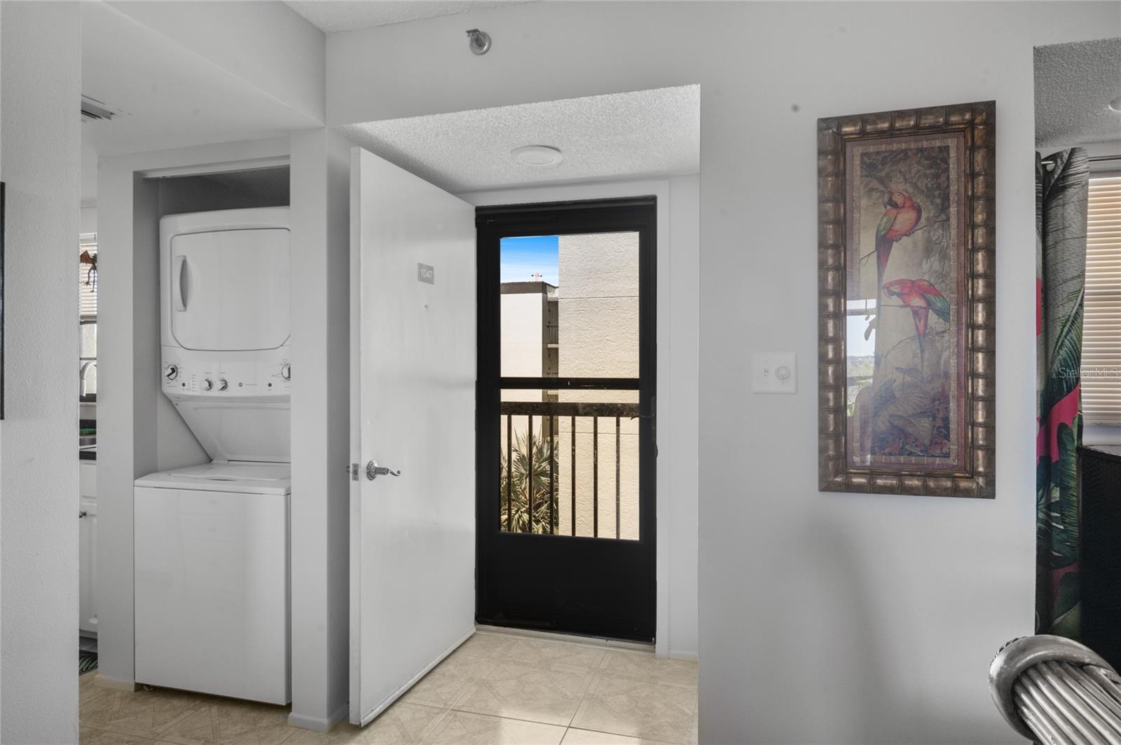 Listing photo id 0 for 9860 62nd Terrace N 1047