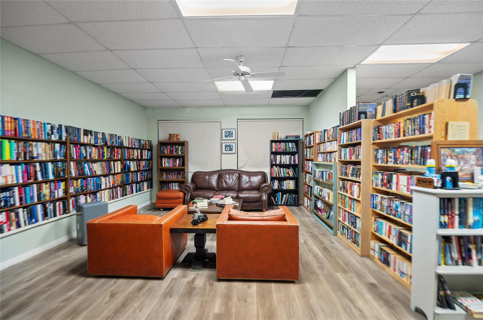 Listing photo id 28 for 9860 62nd Terrace N 1047