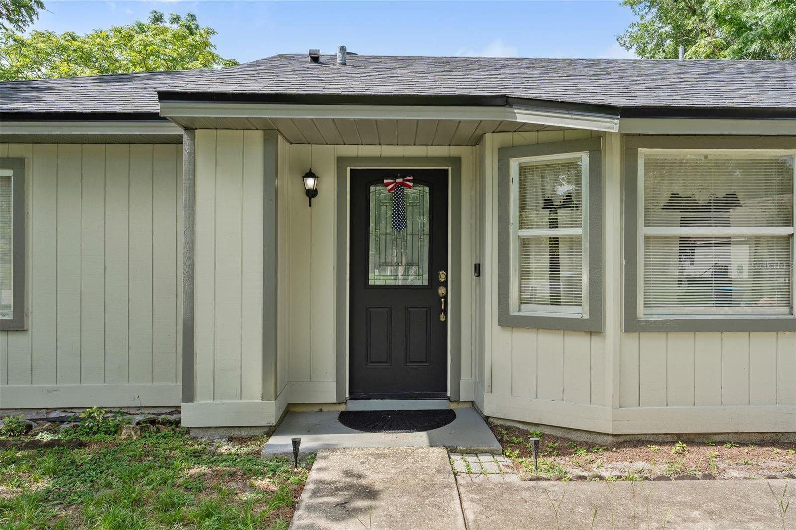 Image 3 of 20 For 2753 Beckwith Street