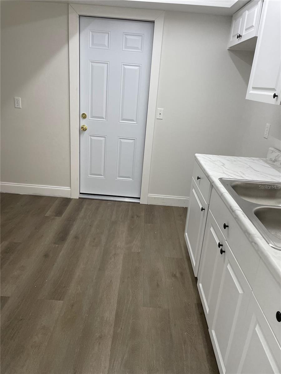 Image 6 of 11 For 2024 Las Palmas Circle