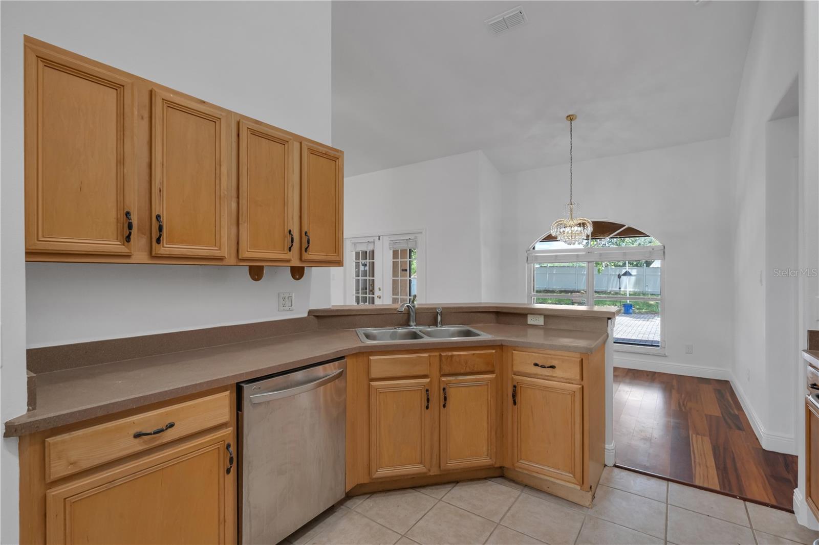 Image 15 of 58 For 12713 Pine Arbor Drive