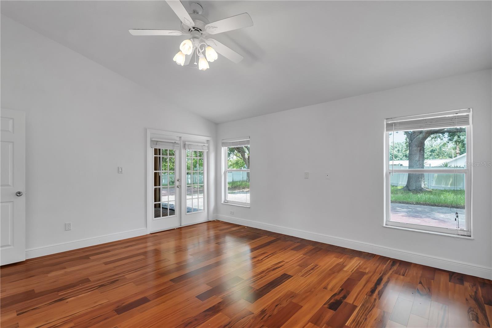 Image 20 of 58 For 12713 Pine Arbor Drive